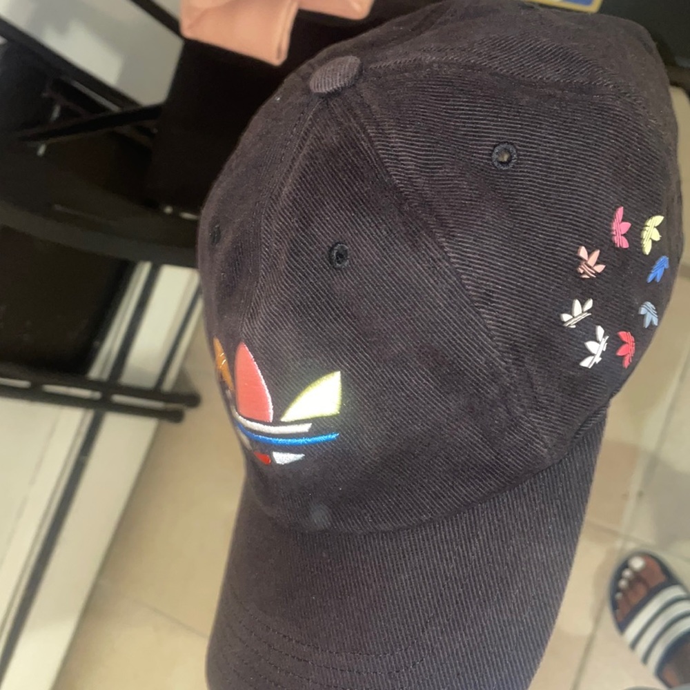 Adidas womens hat
